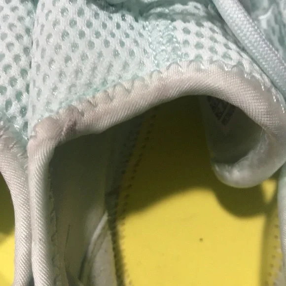 adidas Court Adapt Women Casual Athletic Shoes Size 11 Color Mint Green & White - Picture 3 of 7